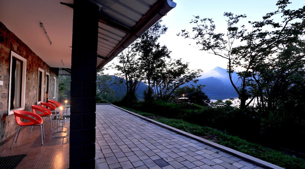 Ottway Hills Near Mattupetty Dam Hotel Munnar Buitenkant foto